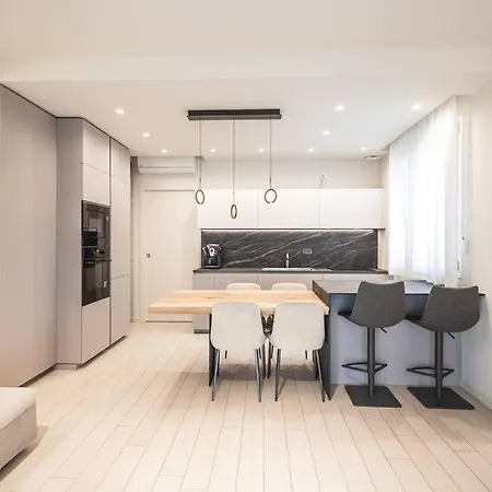 Amazhome - New Modern Seaside House Near The Sea Apartman Riccione