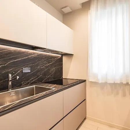 Amazhome - New Modern Seaside House Near The Sea *