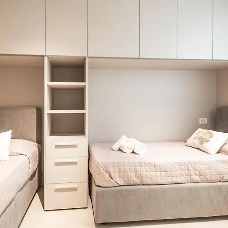 Amazhome - New Modern Seaside House Near The Sea *