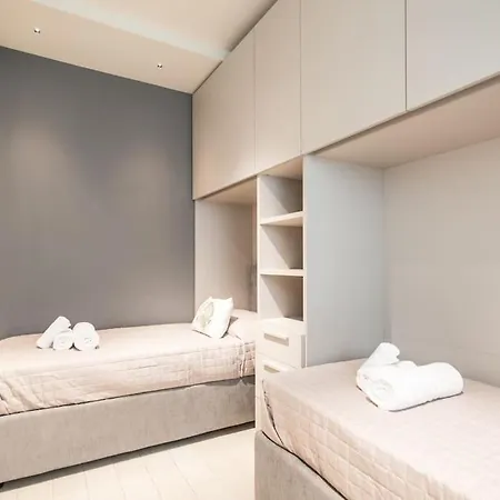 Apartman Amazhome - New Modern Seaside House Near The Sea