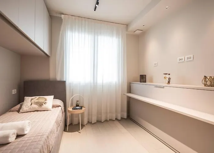 شقة Amazhome - New Modern Seaside House Near The Sea