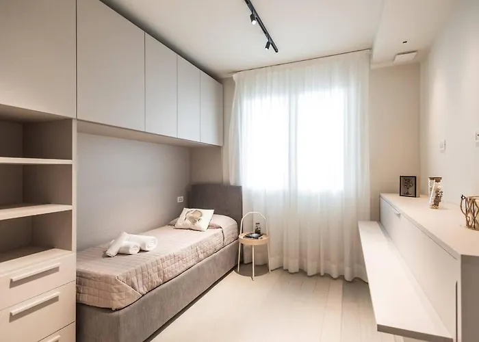 Amazhome - New Modern Seaside House Near The Sea شقة *