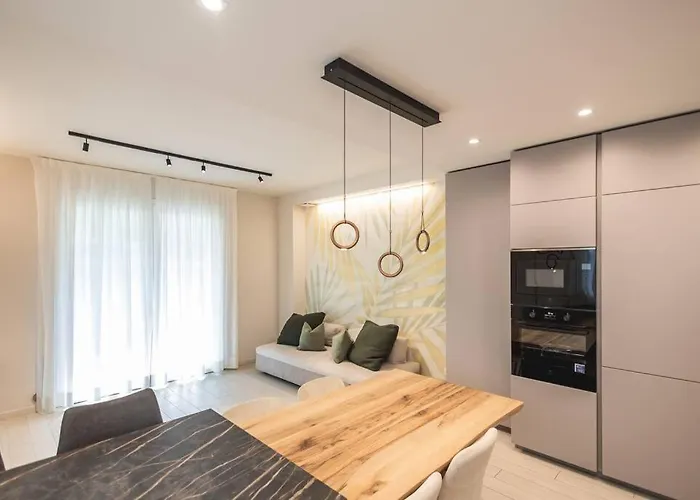 شقة Amazhome - New Modern Seaside House Near The Sea